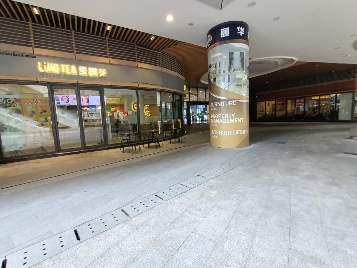 R&F Princess Cove Premium Homestay Famaily Johor Bahru Exterior foto