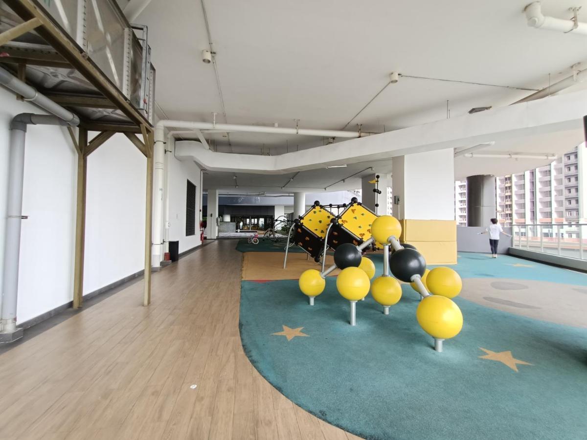 R&F Princess Cove Premium Homestay Famaily Johor Bahru Exterior foto